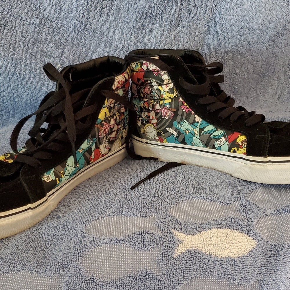 Disney wonderland vans HTF
